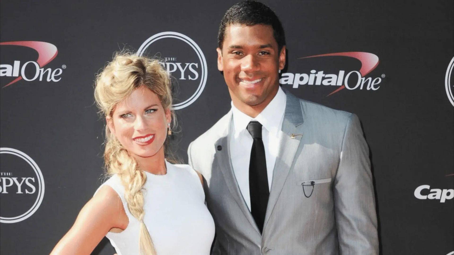 Russell Wilson Ex Wife - Net Worth, Bio, Wiki, Age, Family, Friends, Height & Salary